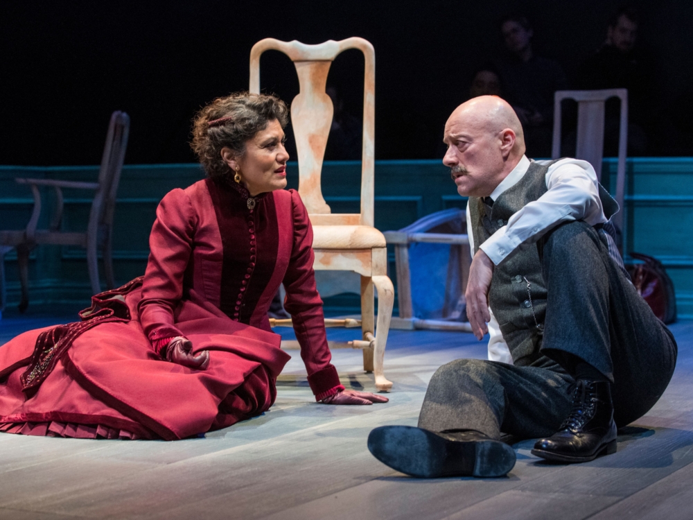 Review “A Doll’s House, Part 2” (Steppenwolf Theatre): Intellectual Sparring