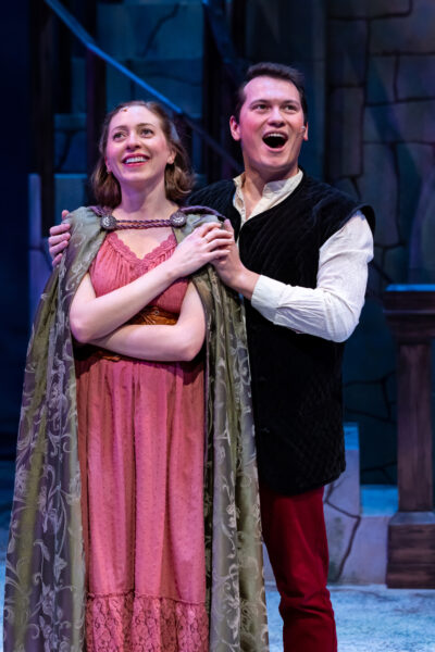 Review “Camelot” (Music Theater Works): ‘A Congenial Spot for Happily-ever-aftering’