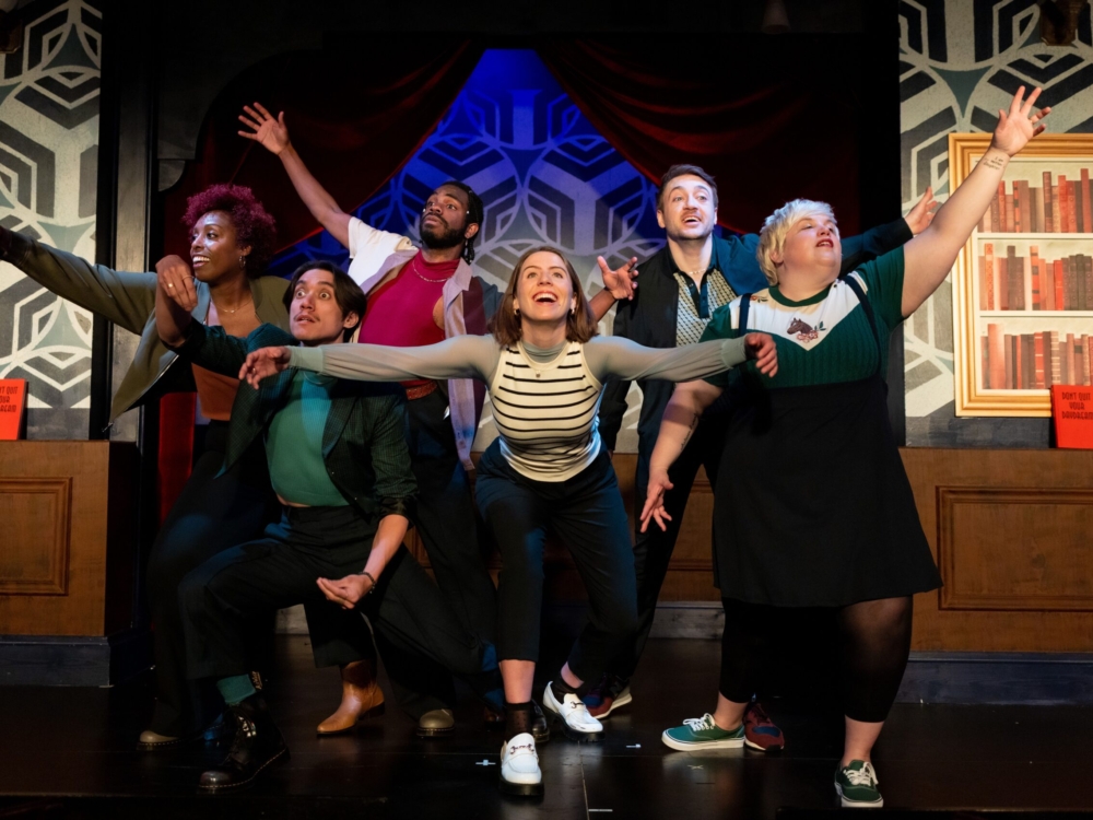 Review “Don’t Quit Your Daydream” (The Second City): Wake Up and Get Tickets!