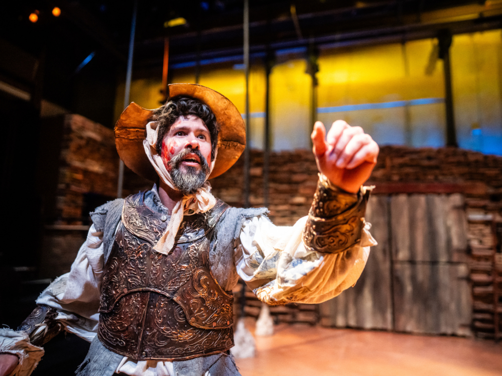 Review “Circus Quixote” (Lookingglass Theatre): F-U-N Escape From Reality!