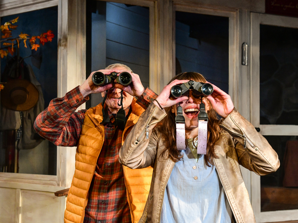 Review “Birds of North America” (A Red Orchid Theatre): Captivating Storytelling!